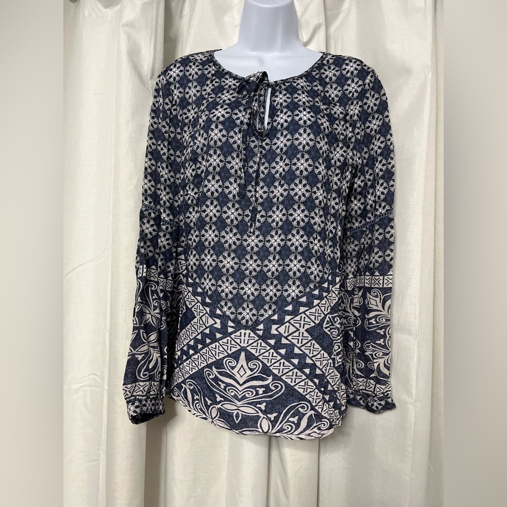 Tolani Women’s Blue & White Long Sleeve Printed Top Size Small